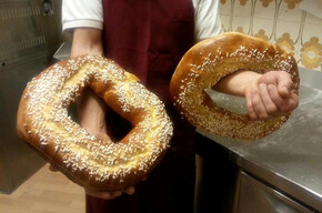 Polenta gnocchi with mountain cheese fondue