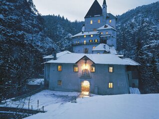  Santuario di San Romedio 