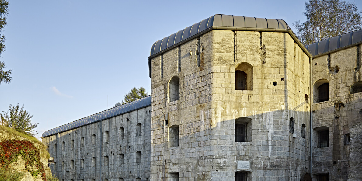 Od wojny do pokoju: wybór miejsc do odwiedzenia