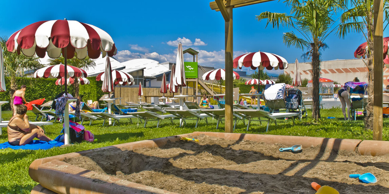 Pergine Valsugana Gemeindeschwimmbad #8 | © photo apiudesign