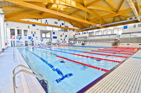 Schwimmbad des Sportzentrums von Borgo Valsugana | © photo apiudesign