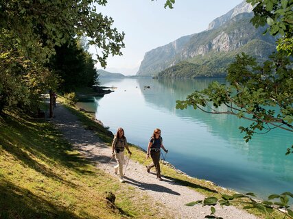 Lake Molveno walks