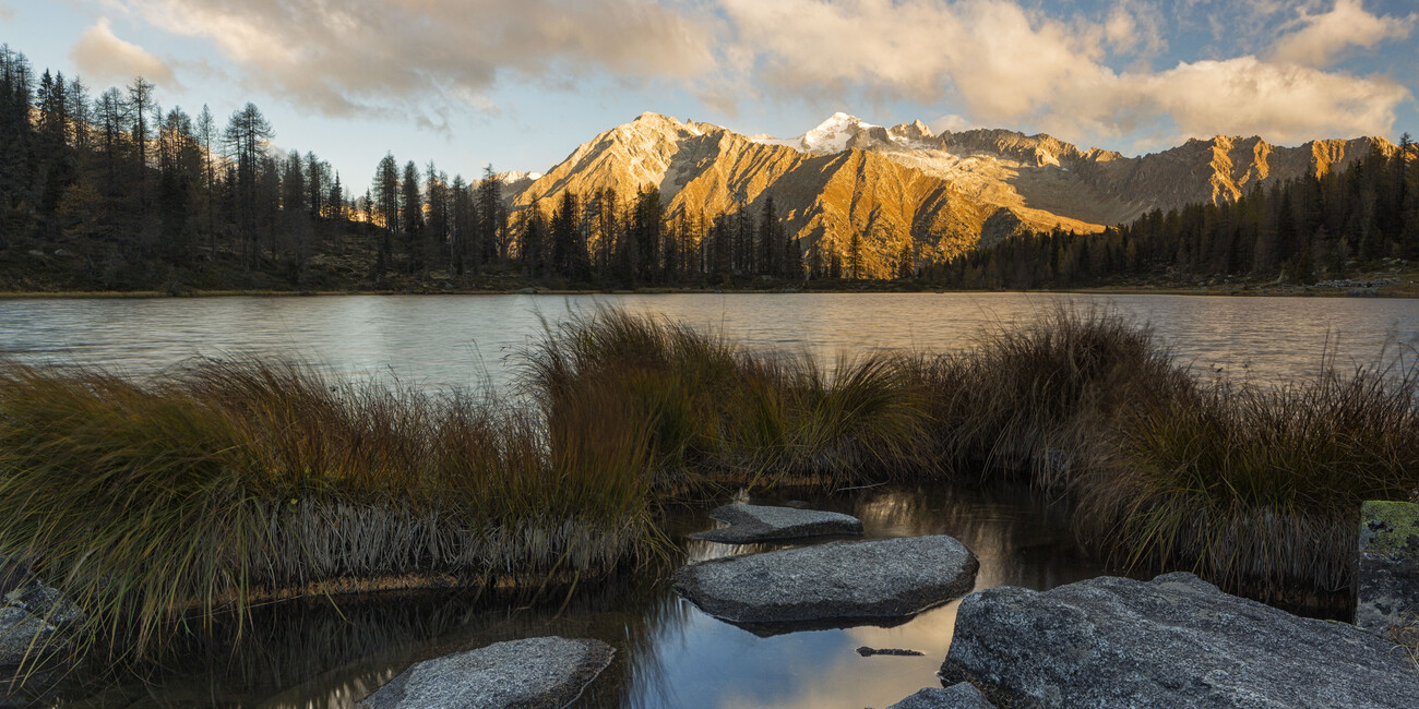 Laghi di S. Giuliano e Garzonè  #1 | © APT Campiglio - Lago San Giuliano - ph. l. Gaudenzio