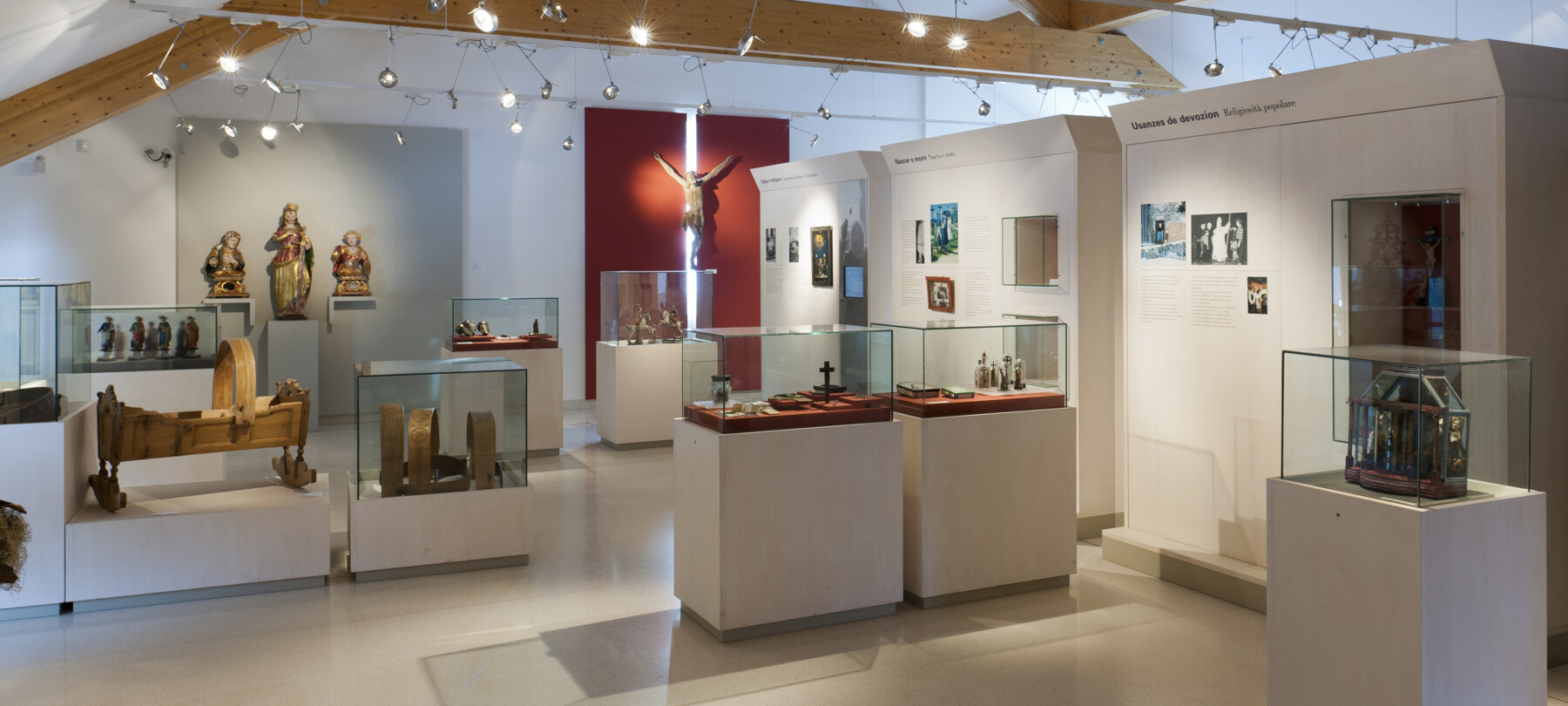 Was tun bei Regenwetter: Entdeckungsreise in den Dolomiten