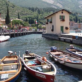 Der kleine Hafen in Torbole | © Garda Trentino