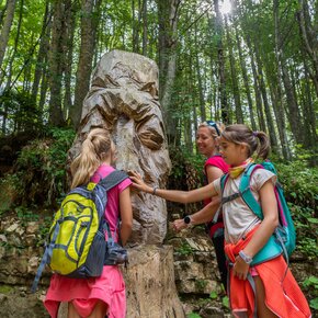 Cimbrian Imaginary Path - Nå in tritt von Sambinélo | © Azienda per il Turismo Alpe Cimbra