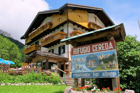 Wanderung von der Hütte Rifugio Cereda zum Passo del Palughet | © VisitTrentino