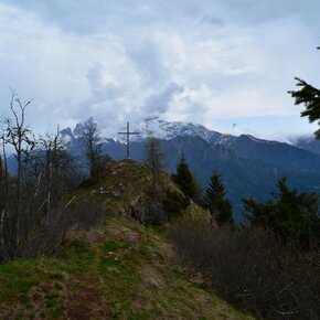 The summit of Monte Bedolè with the summit cross | © APT San Martino di Castrozza, Primiero e Vanoi