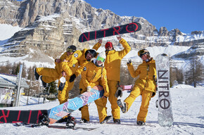 Scuola Snowboard Professional Snowboarding