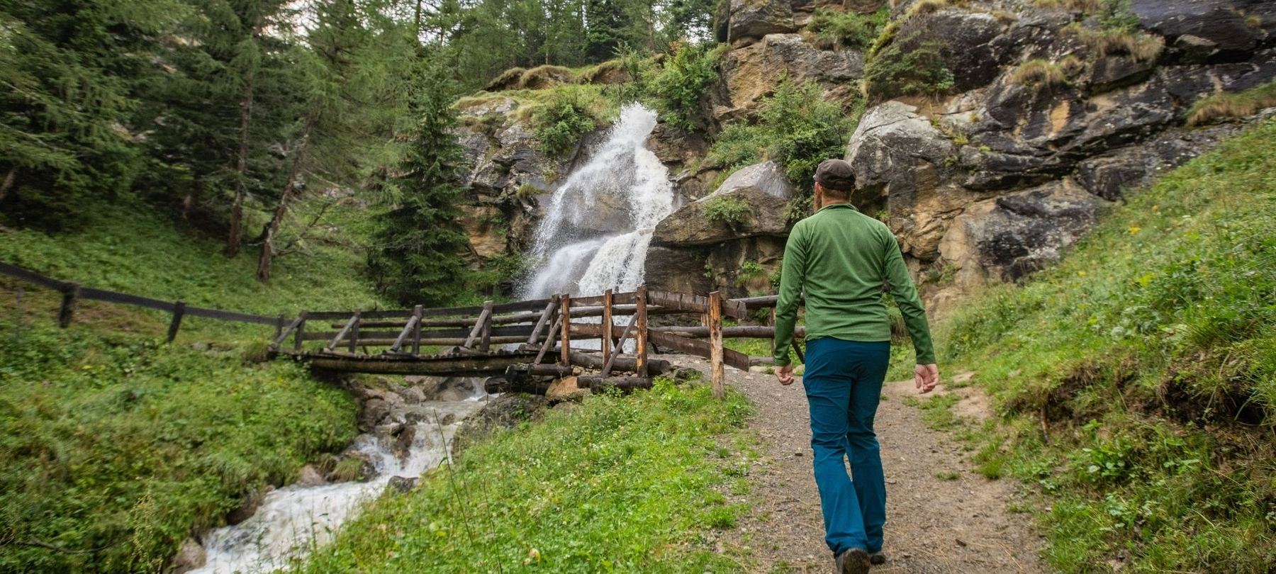 Val di Sole: Tätigkeiten und Techniken in den Bergen, die auf Naturelementen basieren 