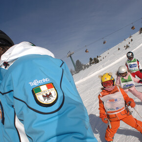 Scuola di Sci Alpe di Pampeago