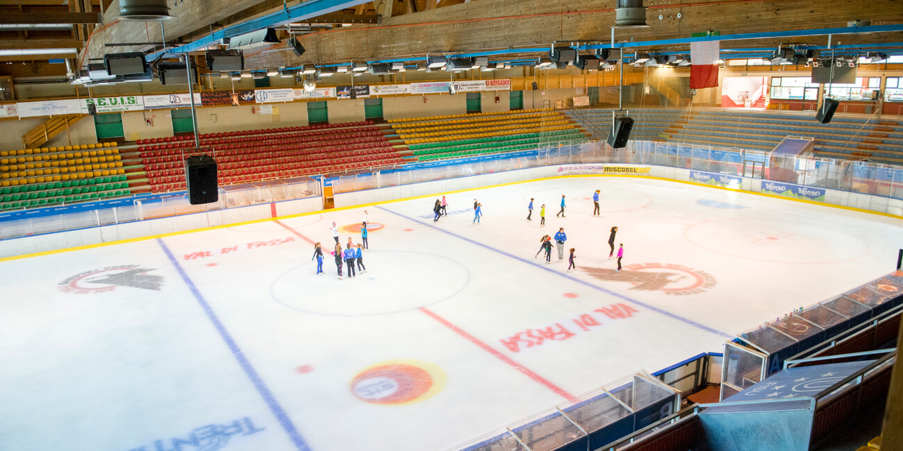 "Gianmario Scola" indoor ice stadium #1