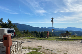 Val di Non - area sosta camper Dovena