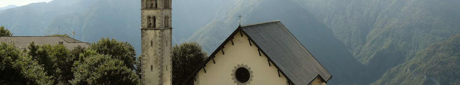 An island in the mountains