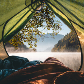 In tenda, camper o bungalow