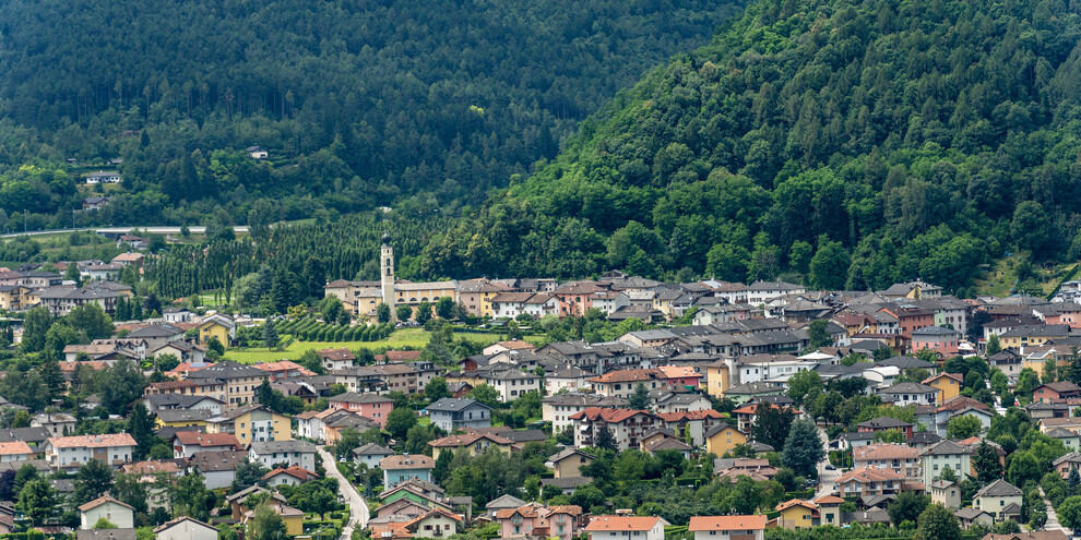 Ein Spaziergang im Zentrum von Caldonazzo