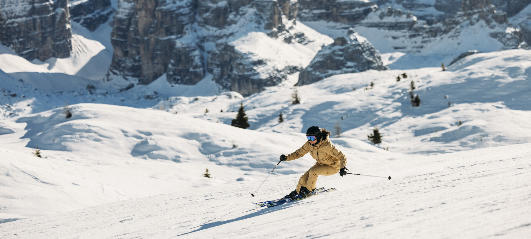 Madonna di Campiglio, Pinzolo, Val Rendena - Sci - Sciatrice in pista | © Daniele Molineris