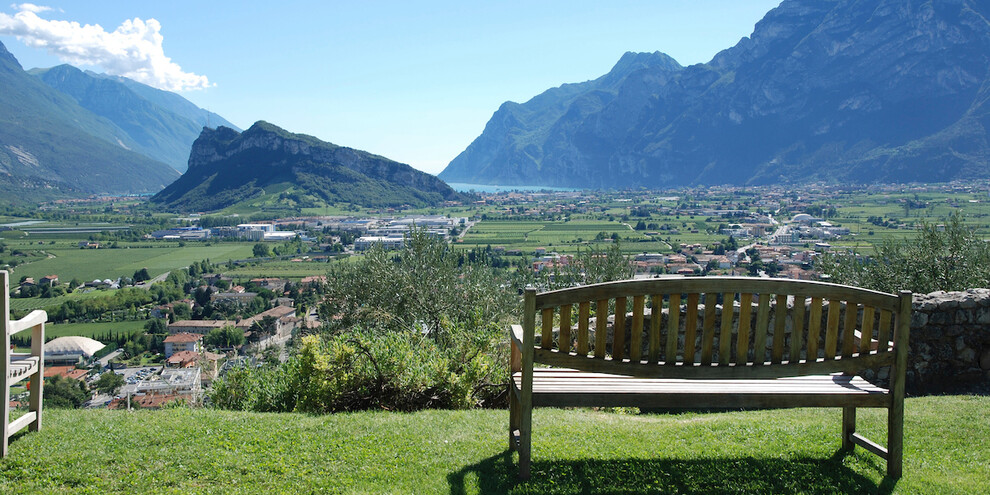 Walk along the Rilke Promenade