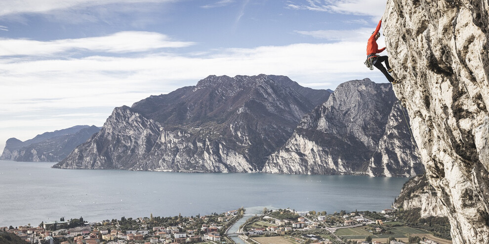 Crag climbing | © APTGardaDolomitiSpA