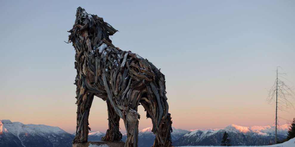 The big Vaia sculptures