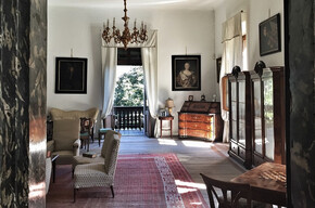 Palazzo Alberti Poja 