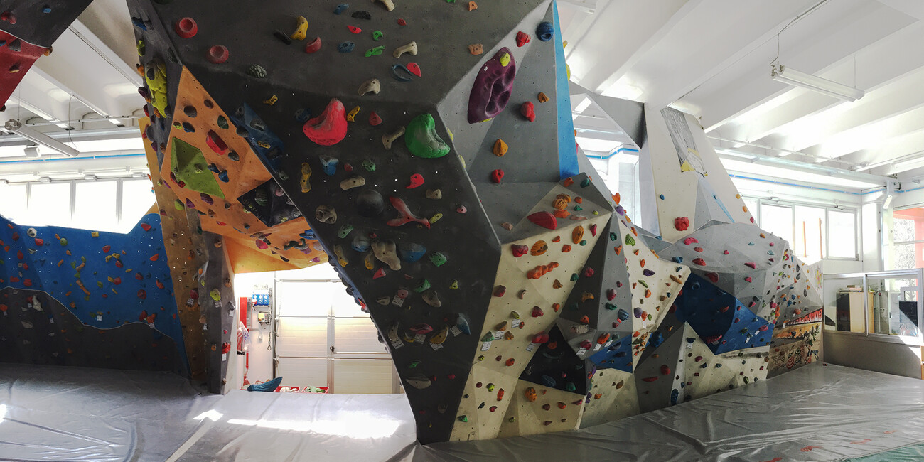 CAMPFOUR BOULDER - Pietramurata #7