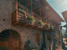 Visita al borgo di San Lorenzo in Banale con i Greeters