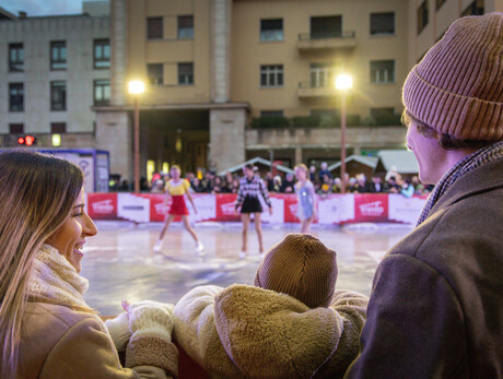 Eislaufen – Piazza Cesare Battisti
