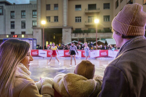 Ice skating - Piazza Cesare Battisti