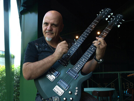 Frank Gambale Ski Jazz