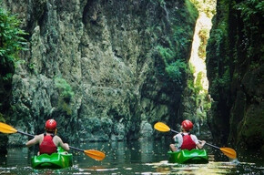 Novella Gorges: Kayak excursion with towing service