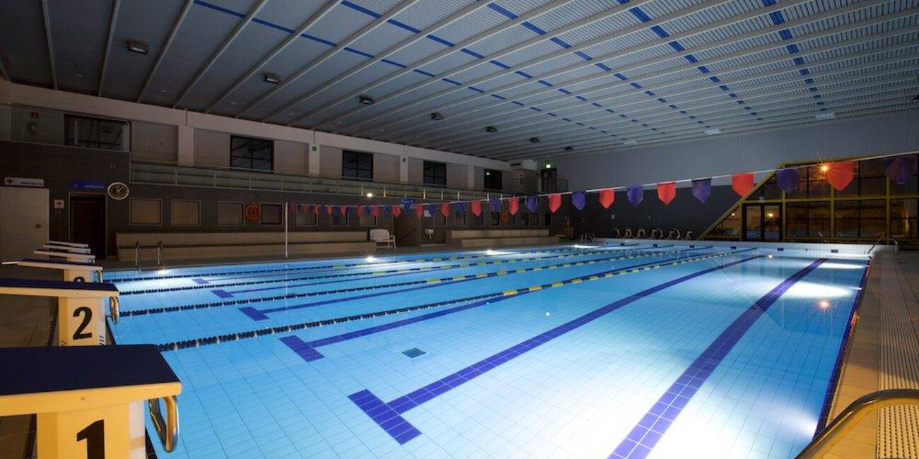 Öffentliches Schwimmbad - Ala #1