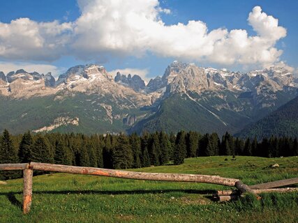 dolomiti-di-brenta-panorama-sul-gruppo-del-brenta