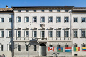 Palazzo Alberti Poja 