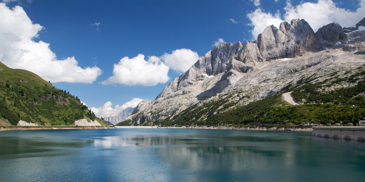 Val di Fassa - Lago di Fedaia - Sfondo della Marmolada
