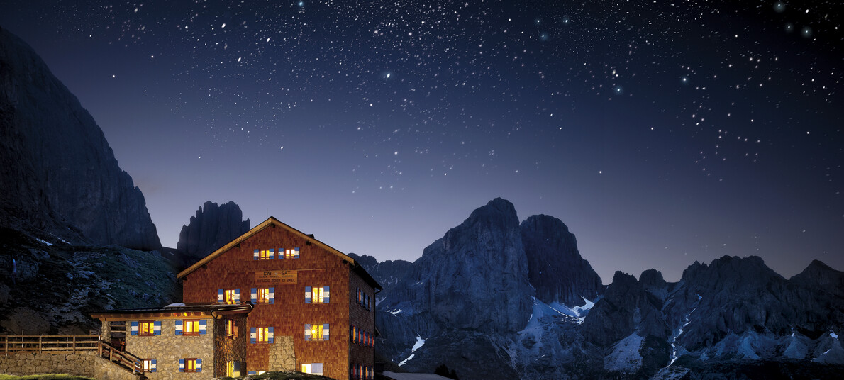Mountain huts in Trentino: try a true mountain experience