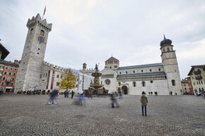Valle dell'Adige - Trento - Piazza Duomo
