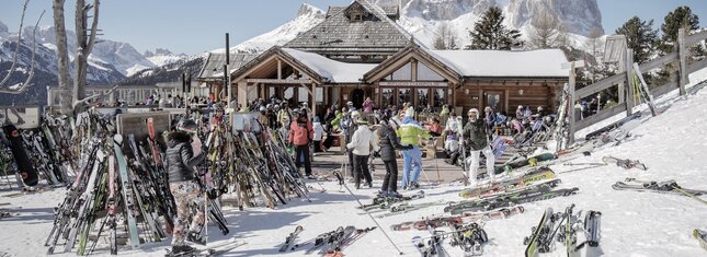 Val di Fassa - Canazeiv - Im Winter ein Schmuckstück für den Skisport