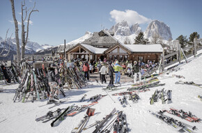 Val di Fassa - Canazei - A winter jewel for skiing
