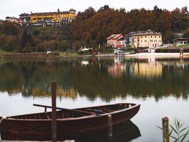 Alpe Cimbra - Lavarone - Lago di Lavarone
