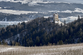 Val di Non - Castel Cles - Panorama invernale
