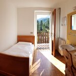  Photo of Single room, shared toilet