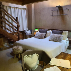 Wine cellars with Rooms