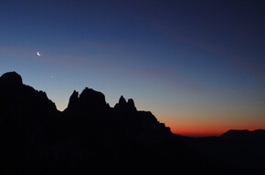 #Trentinoskisunrise - Passo Rolle