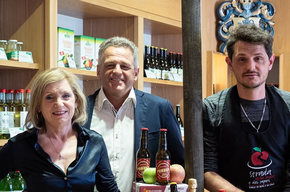 Discovering apple processing 