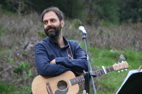 Per l'omaggio a De Andrè in 2500 con Neri Marcorè