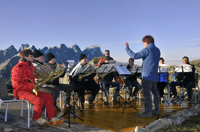 L'ECO DEI CORNI RISUONA SULL'ALTOPIANO DELLE PALE