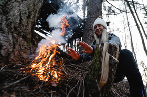 ЗАТЕРЯТЬСЯ СРЕДИ СНЕЖНЫХ ПРОСТОРОВ 