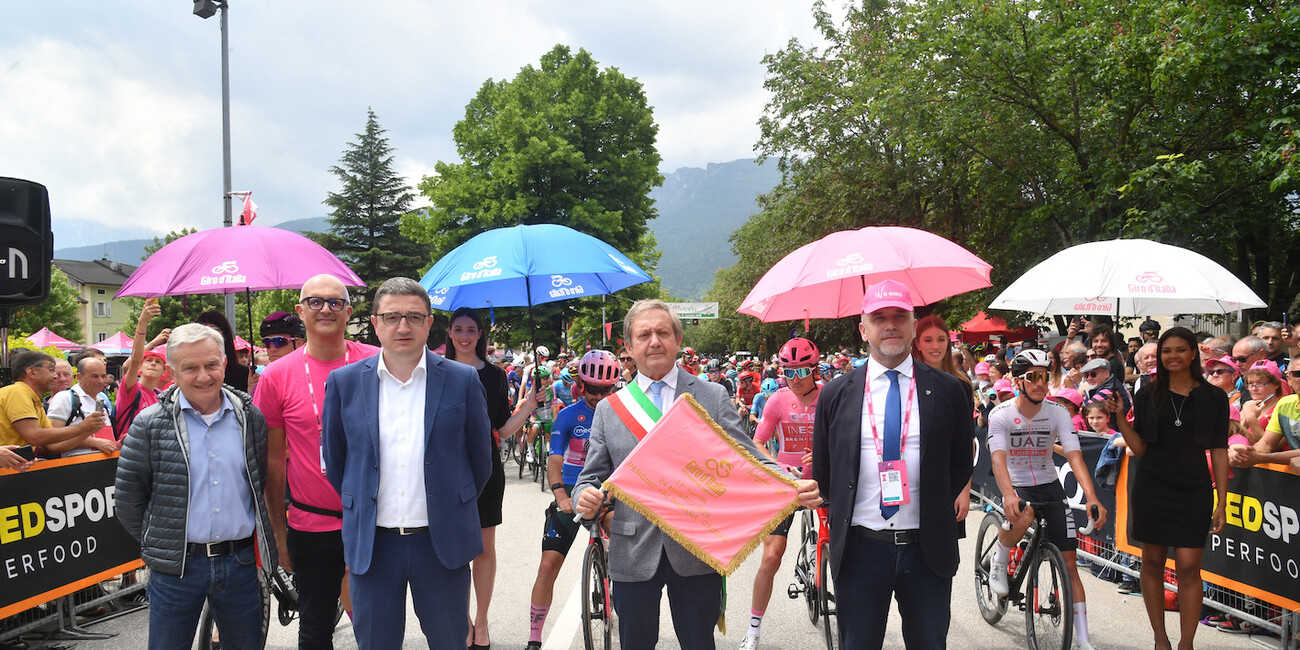 IL MONTE BONDONE RIBALTA LA CLASSIFICA DEL GIRO #1