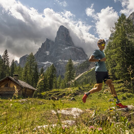 Nella natura e nei colori dell’autunno lo sport è ovunque